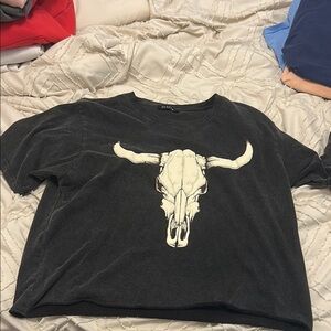 Black Skull Graphic T-Shirt